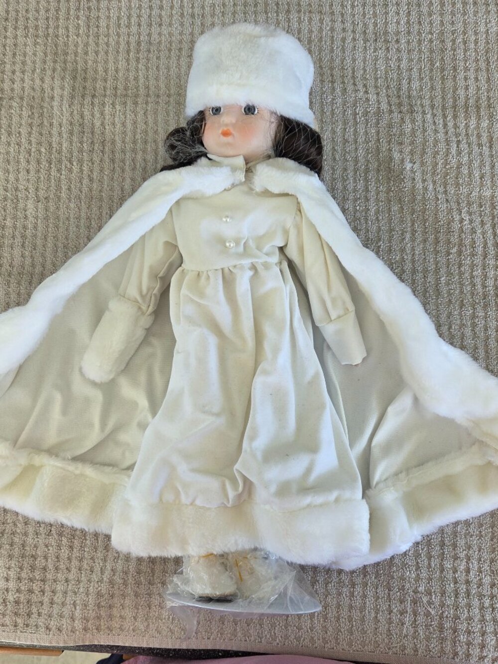 Vintage Porcelain Doll on Stand Brunette Winter Removable Cape NIB
